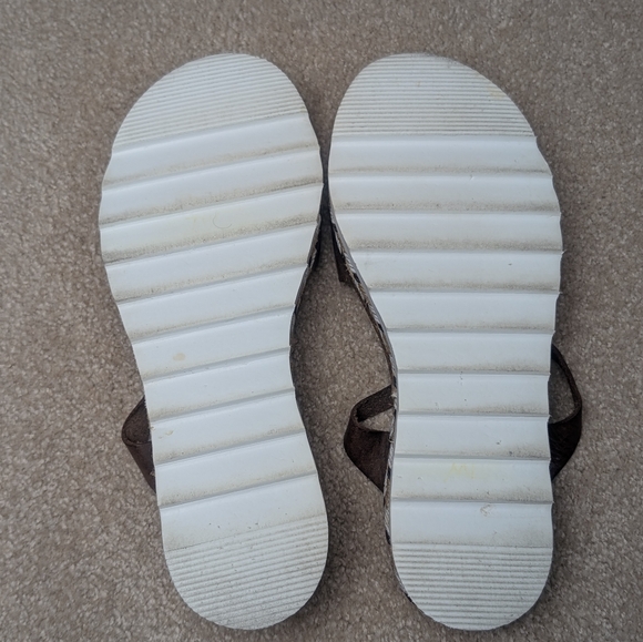 Take Me Leather Strap Slide in Sandals - Picture 6 of 6